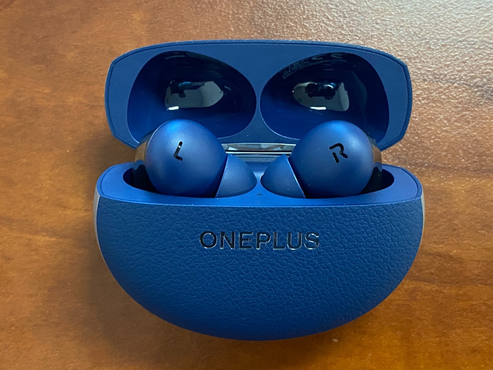 OnePlus Buds Pro 3 - Sapphire Blue