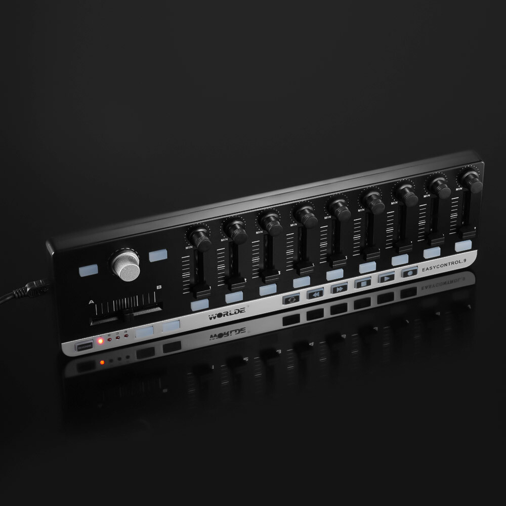 WorldE EasyControl.9 Portable Mini USB 9 Slim-Line Control MIDI Controller Black
