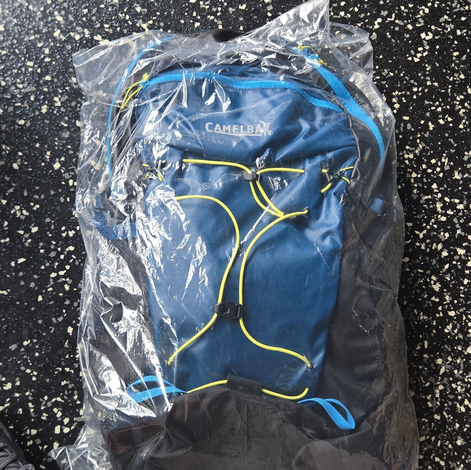 CamelBak Fourteener 26 26L Hydration Backpack Blue/Black Adjustable Straps