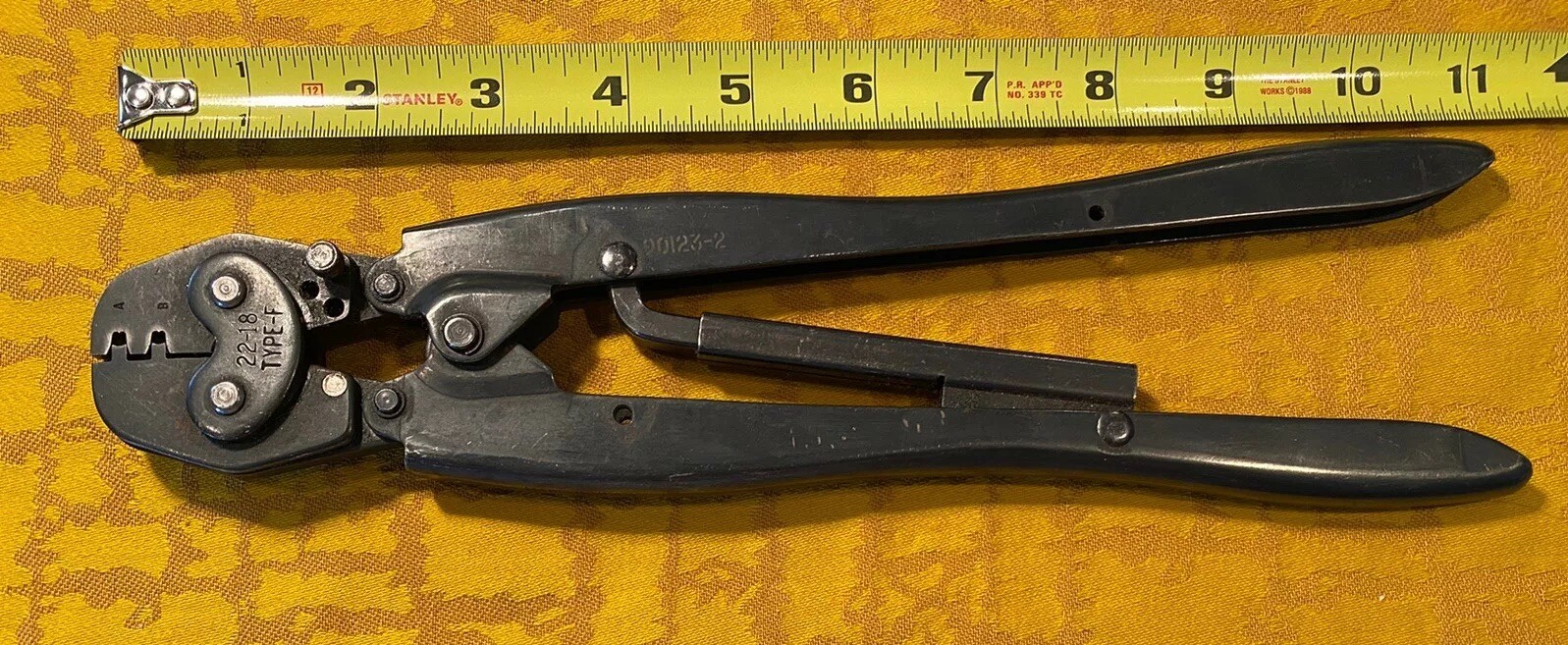 AMP 90123-2 22-18 Type F Hand Ratchet Crimp Crimper Crimping Tool Made In USA