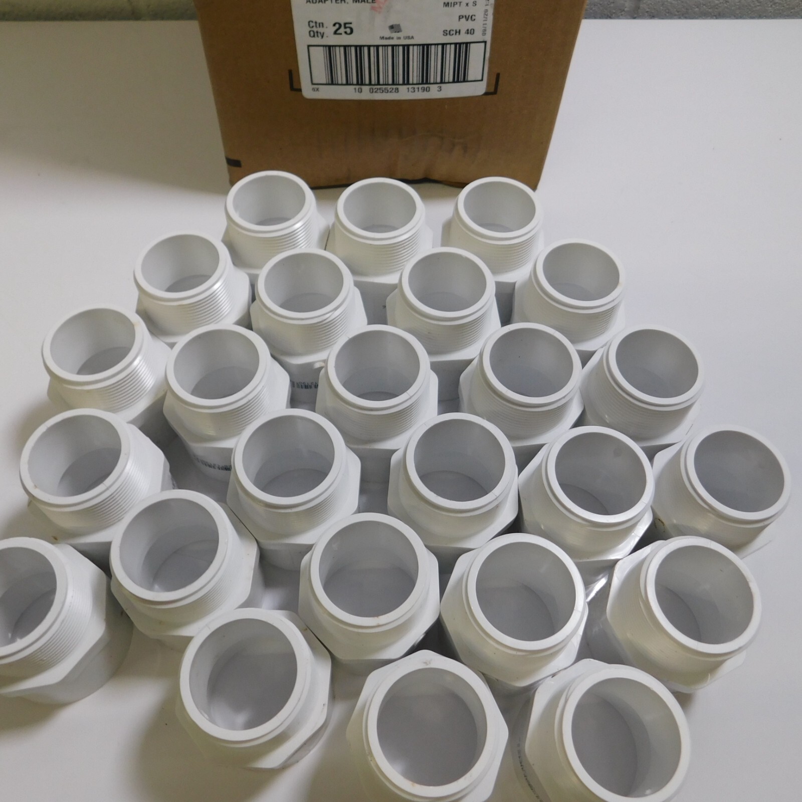 (25) LASCO FITTINGS INC - 436-015BC- 1.5in PVC MALE ADAPTER
