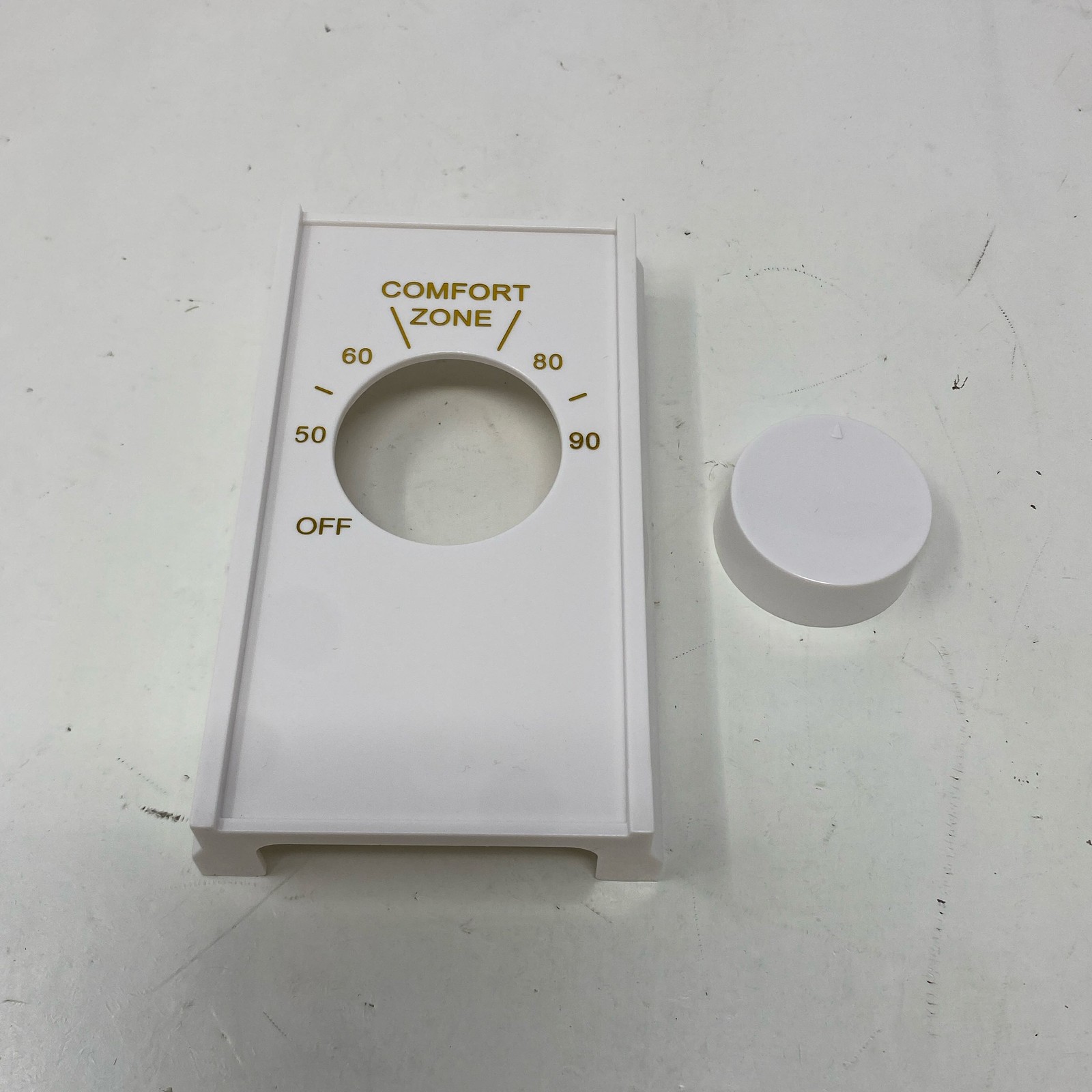 HD Supply White Double-Pole Line-Volt Thermostat Cover + Knob D22