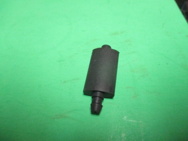 1/16 Ertl tractor part REPLACEMENT John Deere 630 730 black rubber muffler
