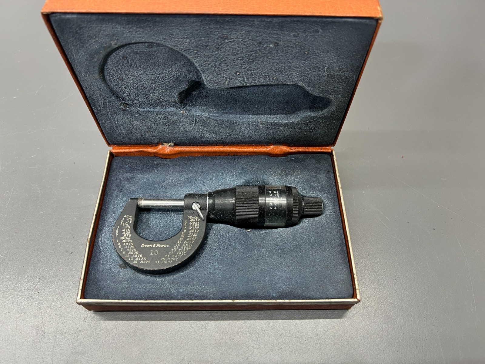 BROWN & SHARPE DIGIT MICROMETER 0-1" DIRECT READING to .0002" W CASE - USA