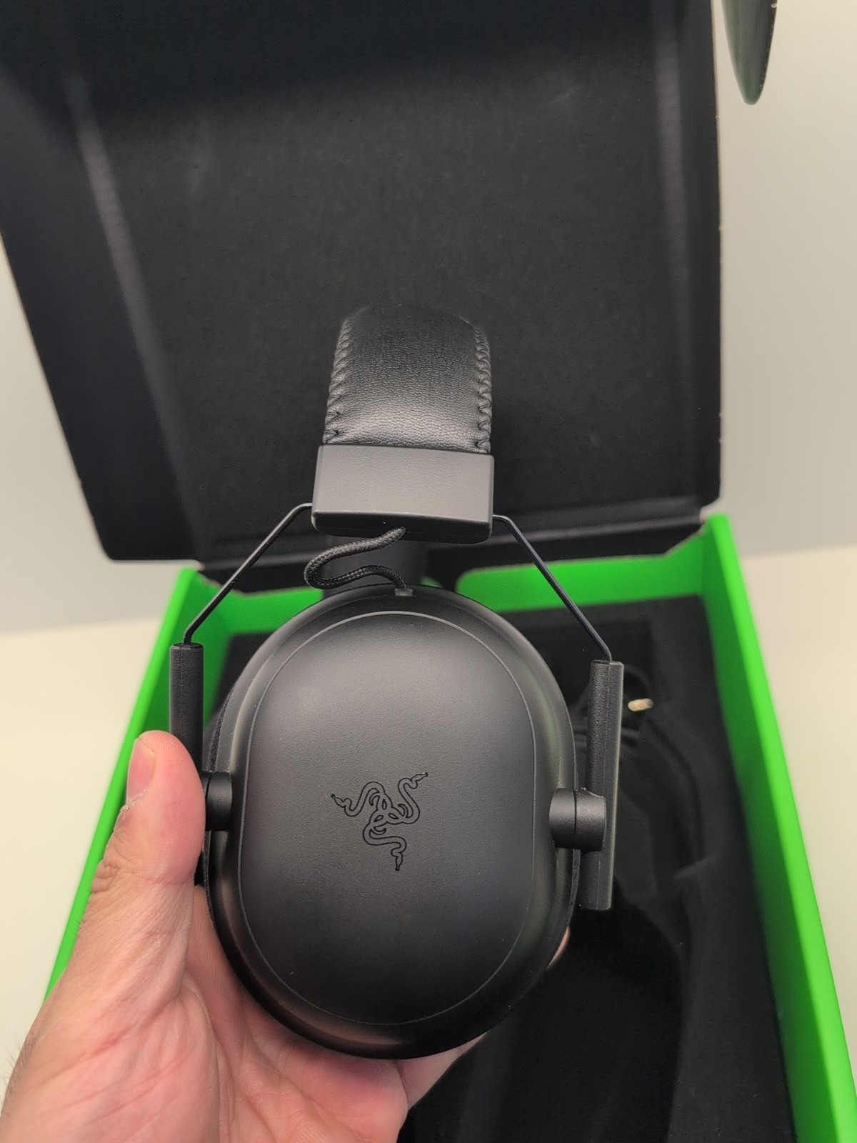 Razer BlackShark V2 Pro Wireless Gaming Headset (Pre 2023 Version) with box #10