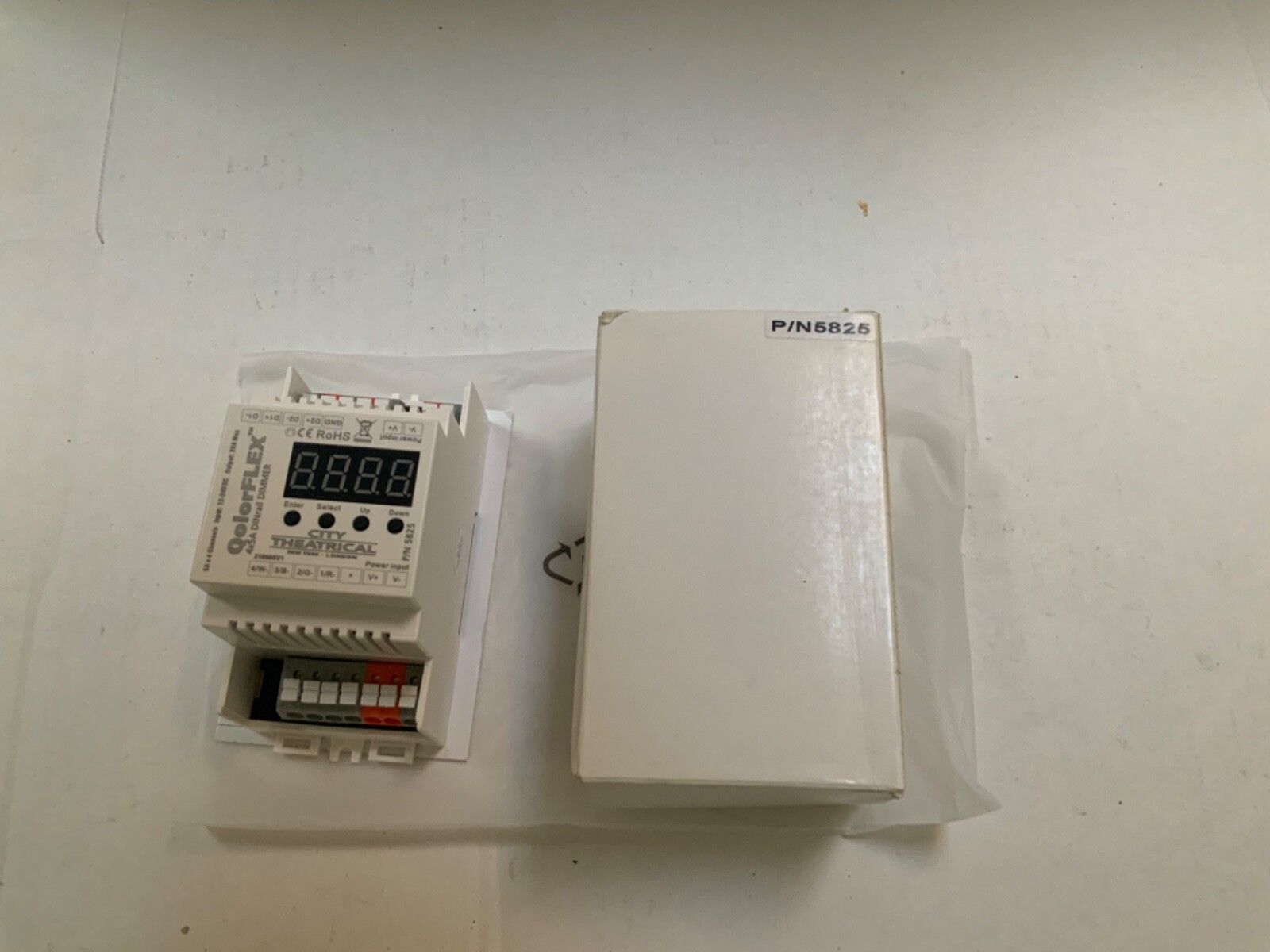 QolorFLEX 4X5A DINrail Dimmer p/n 5825