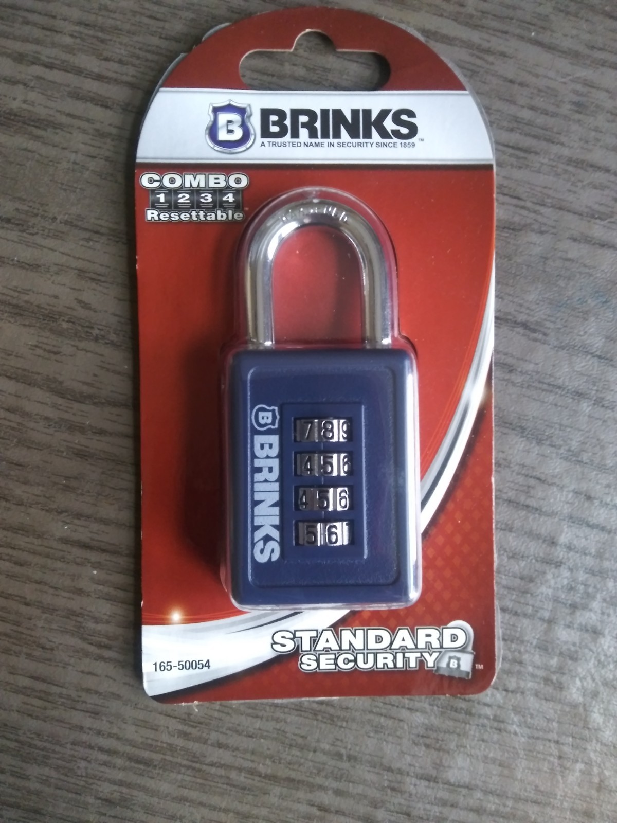Brinks Combination Sport Padlock with 1 3/16in Shackle, New