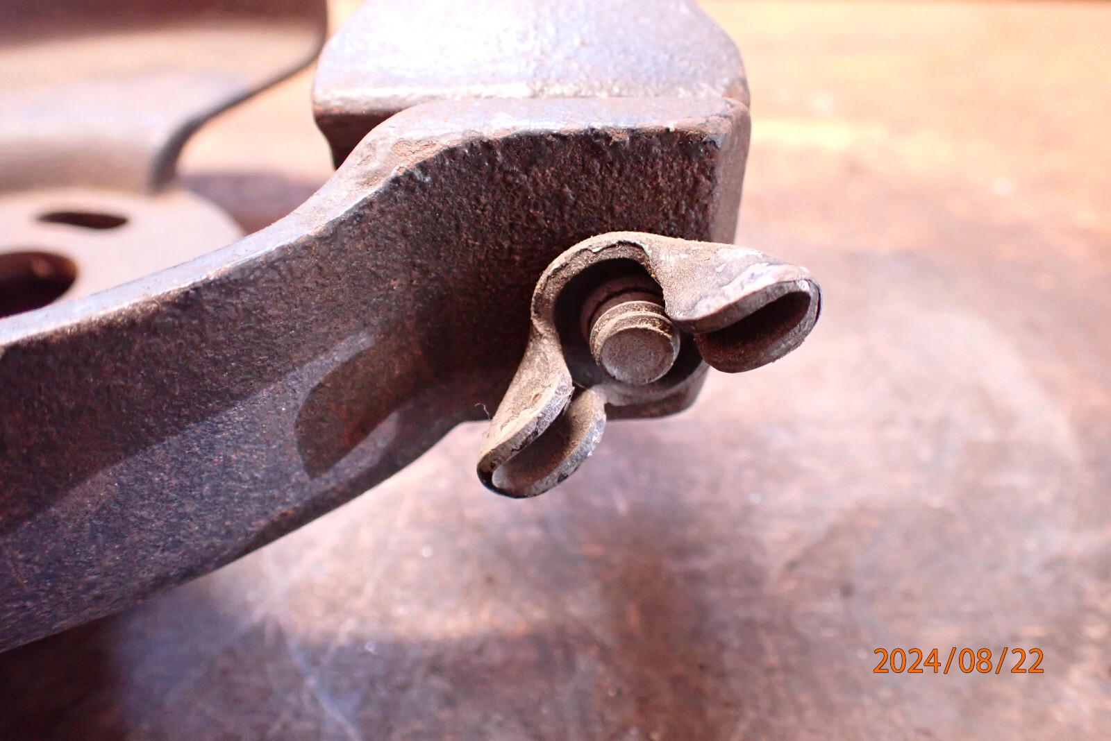 VINTAGE SEARS BENCH GRINDER WHEEL GUARD COVER W/ TOOL REST