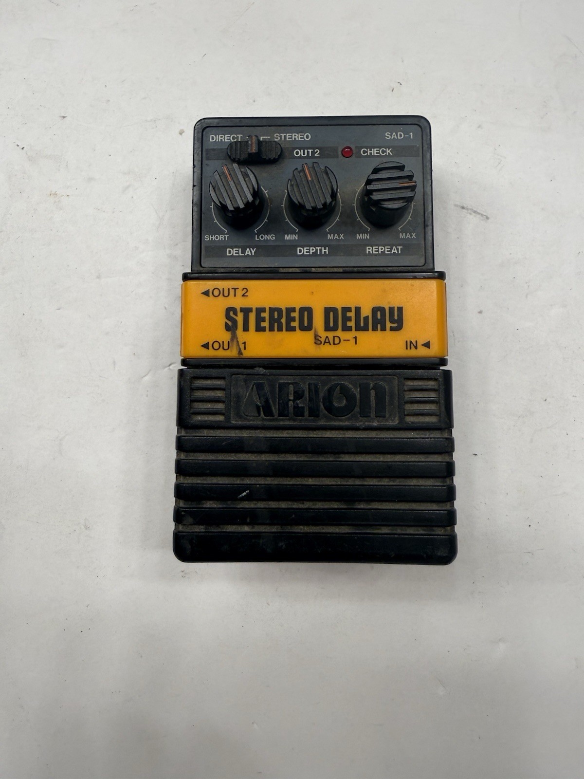 Arion SAD-1 Stereo Analog Delay Vintage Guitar Effect Pedal MIJ Japan