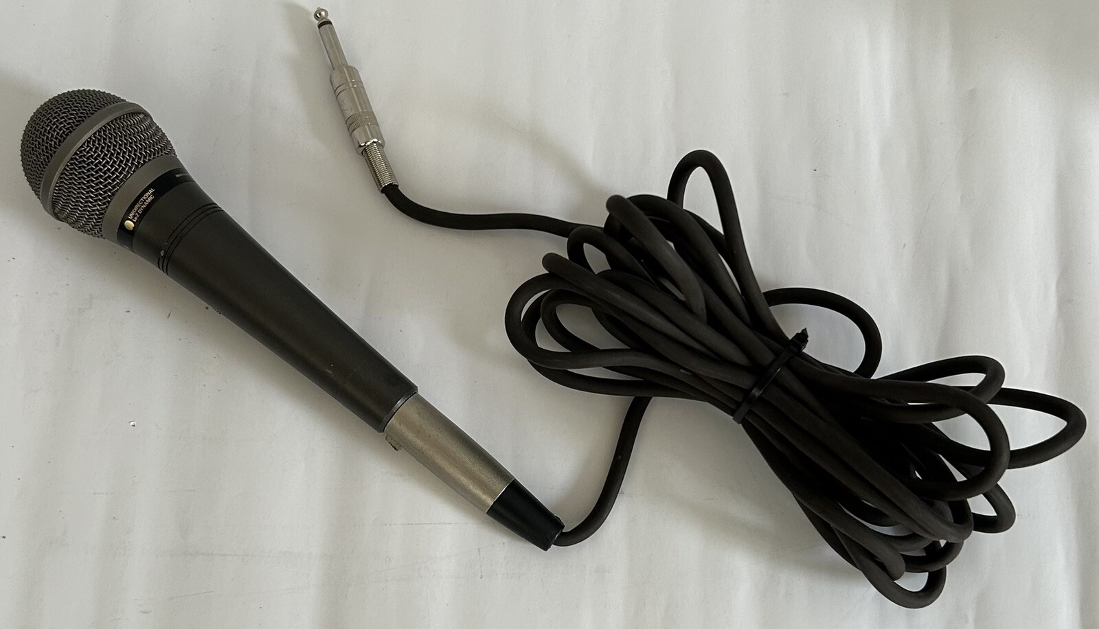 Audio-Technica AT-KM20 Unidirectional Dynamic Microphone / PreOwned-Used Once
