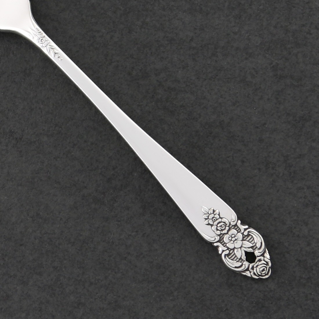 Oneida DISTINCTION Silver Plate Prestige 1951 Silverware Flatware CHOICE