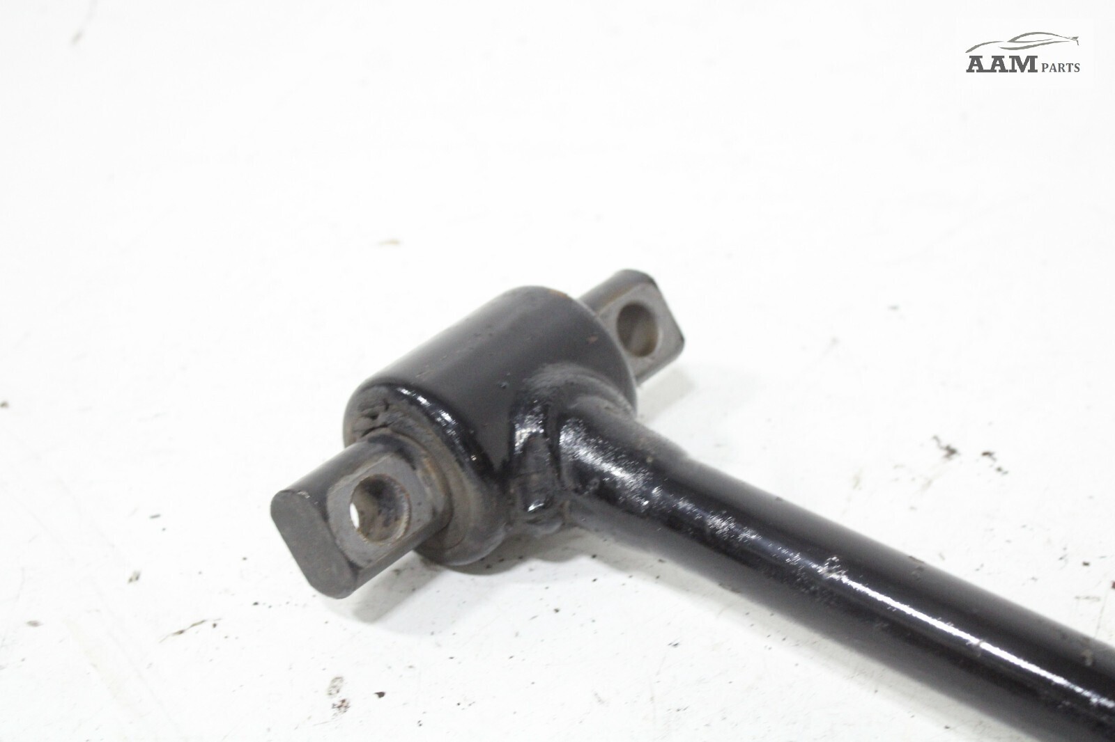 2018-2024 FREIGHTLINER CASCADIA REAR FORWARD SUSPENSION CONTROL TRACK BAR OEM