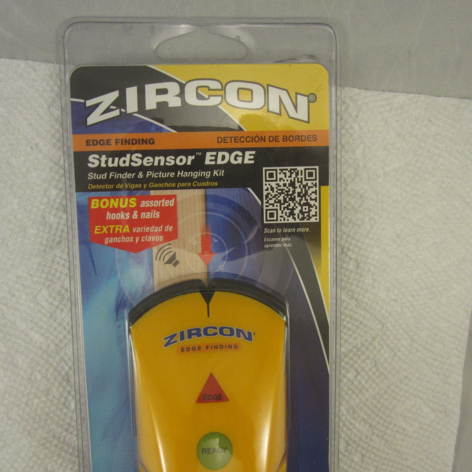 Stud StudSensor Edge Picture Kit Bonus Assorted Hooks And Nails Zircon 65946