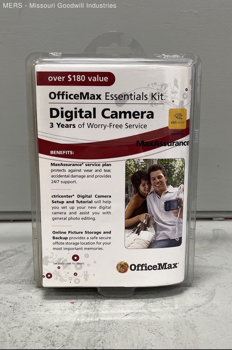 OfficeMax Digital Camera Essentials Kit - Mini Tripod, Media Wallet & Paper