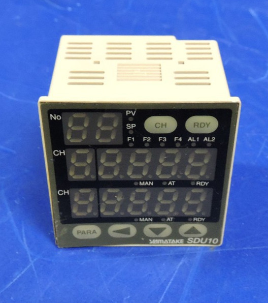 Yamatake SDU10 Temperature Controller SDU10T0100 "FAST FREE SHIPPING"