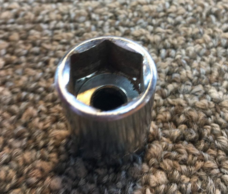 9/16 SOCKET, 6 POINT, 3/8 DRIVE, CHORME FINISH, MALAYSIA