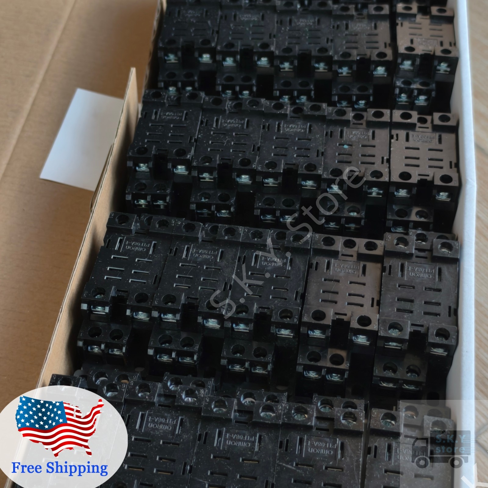 Lot of 10 NEW OMRON PYF14A-E Relay Base Socket  250 Volt, Fast Free Ship
