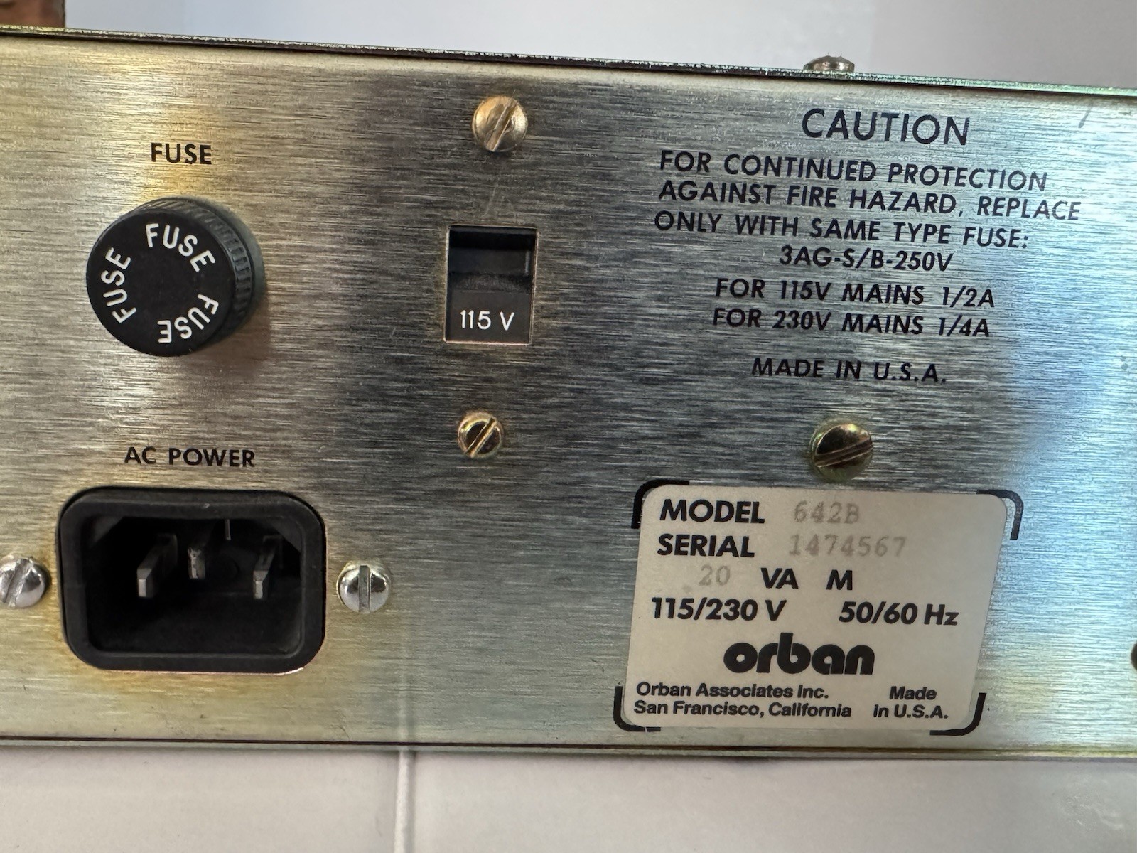 Orban 642B Dual Channel Rack-Mount Parametric Equalizer Notch Filter