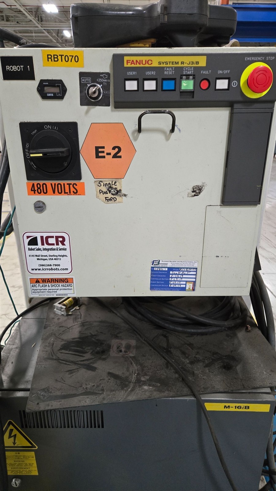 FANUC M‑16iB/20 Complete w/ R‑J3iB Controller USED