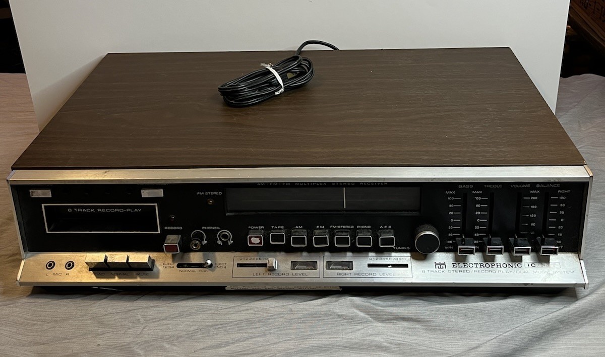Electrophonic ic/ fet model TR-971 - Morse Electro Products Corp. 8 Track Player