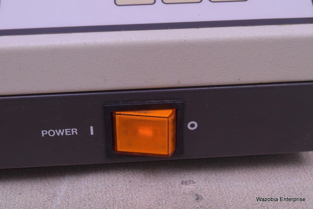BIO-RAD COMPUTER CONTROLLED ELECTROPHORESIS MODEL 3000XI