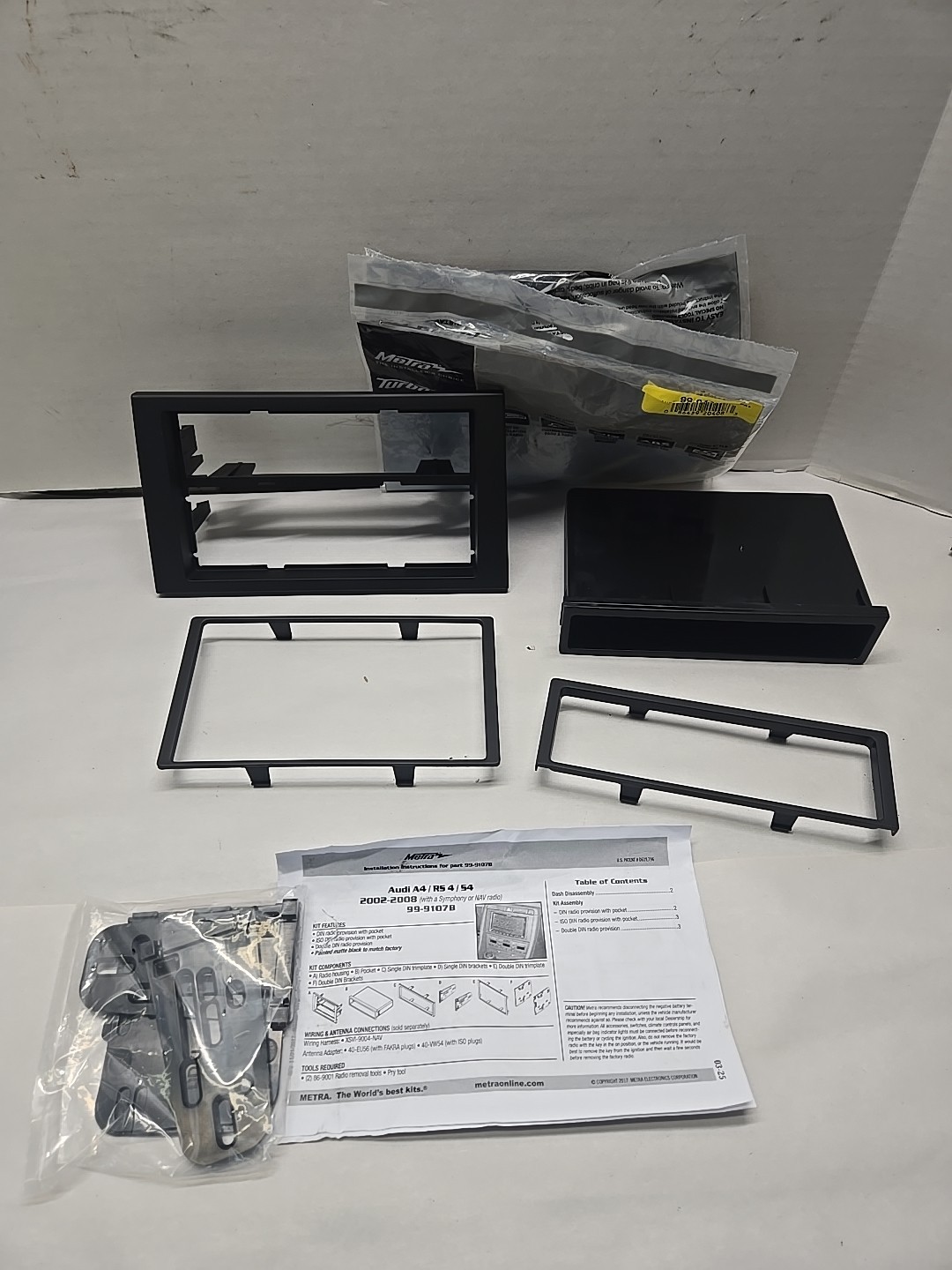 Metra 99-9107B AUDI A4 02-08 SDIN-DDIN KIT Car Stereo Dash Kit A4 RS4 S4 NEW KIT