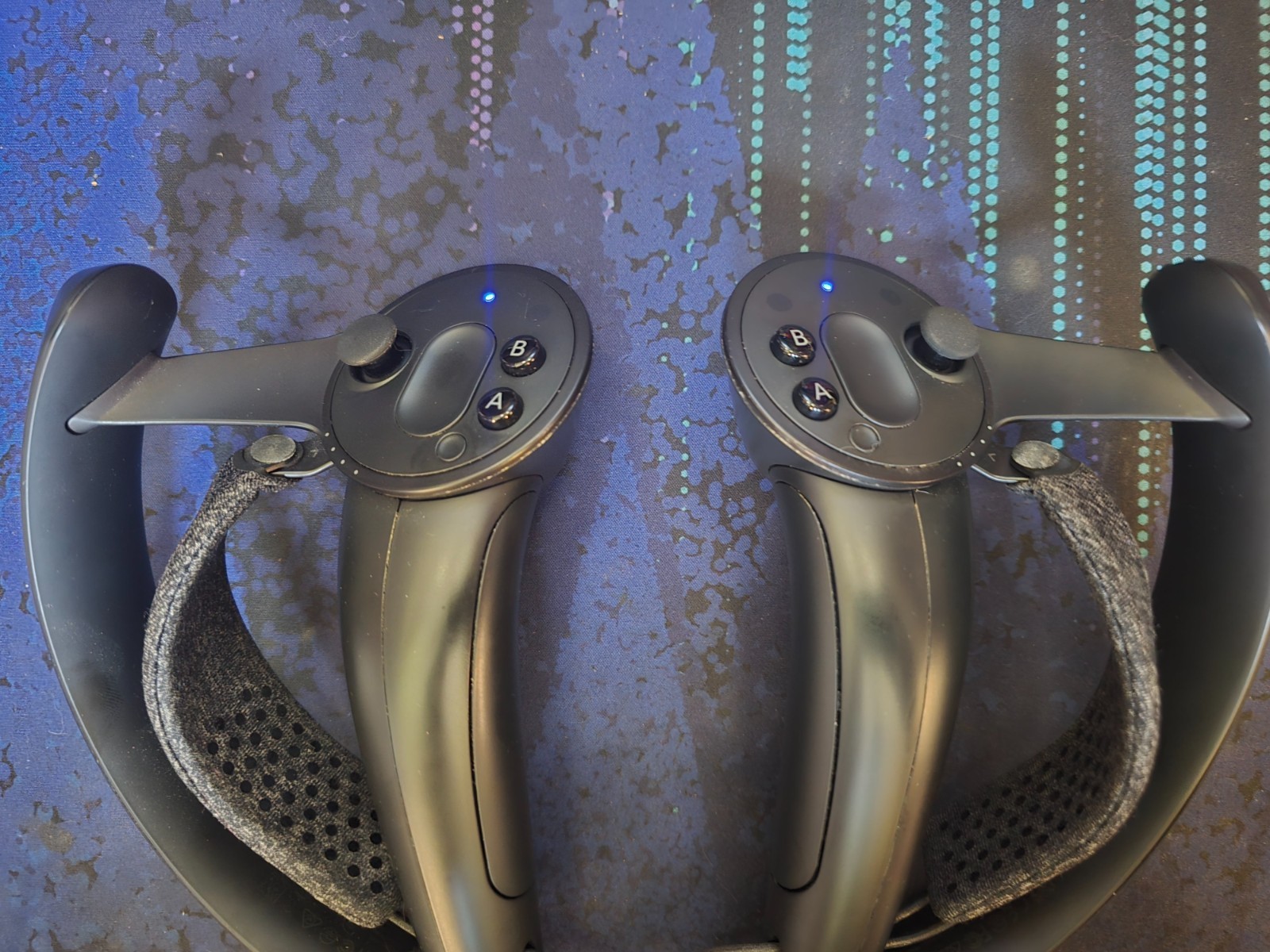 Valve Index VR Controllers Knuckles Steam Set Pair - Left & Right Used SteamVR