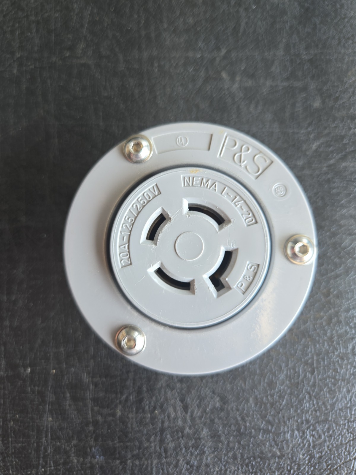 NEMA L14-20, 20 Amp, 120/250Volt, 4 Wire Connector - Free Shipping