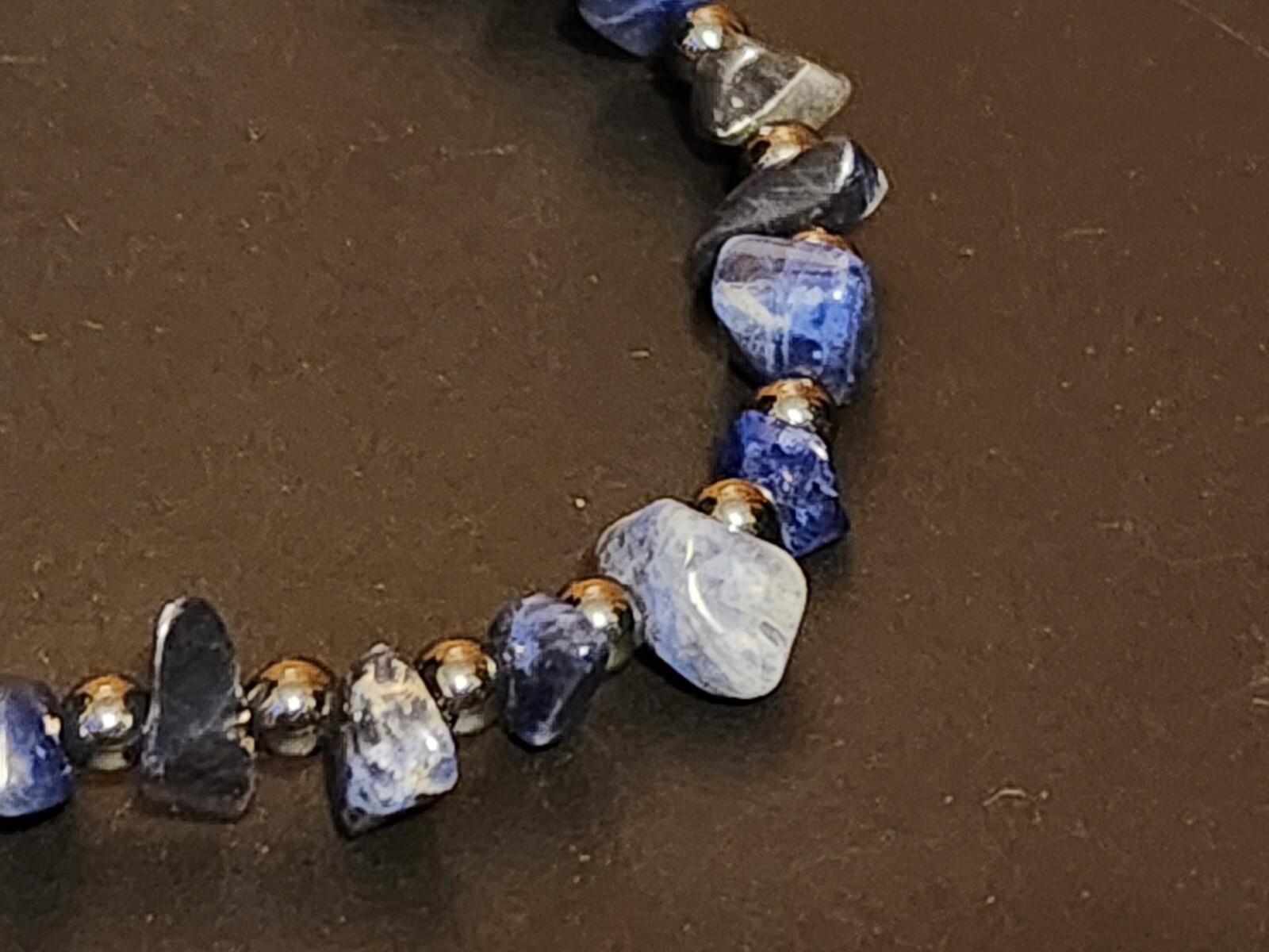 Blue Stone Chip Bead Bracelet 8"