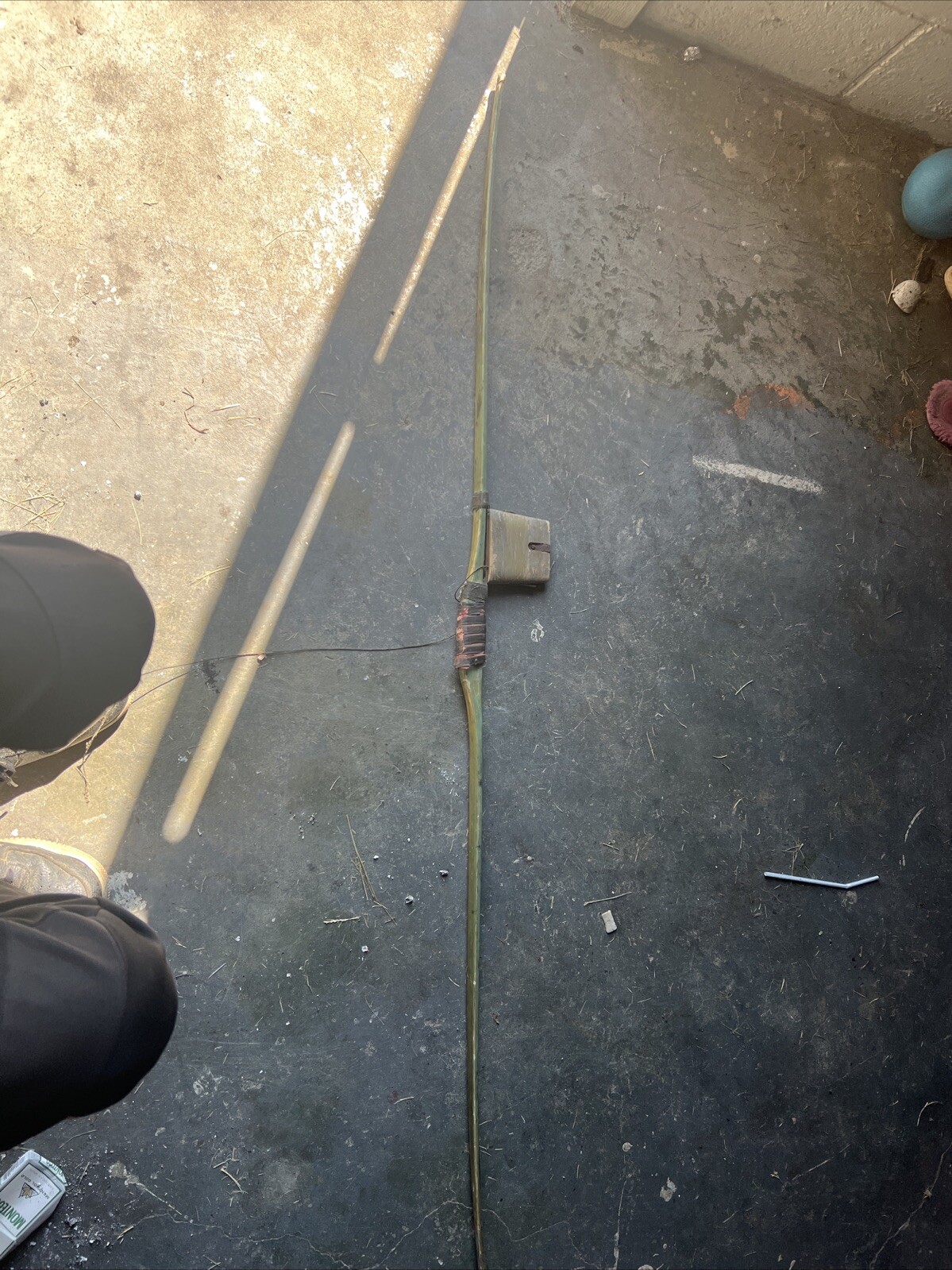 EXCELLENT OLD VTG FIBREGLASS LONG BOW 65 1/2” LEATHER GRIP ARCHERY HUNTING
