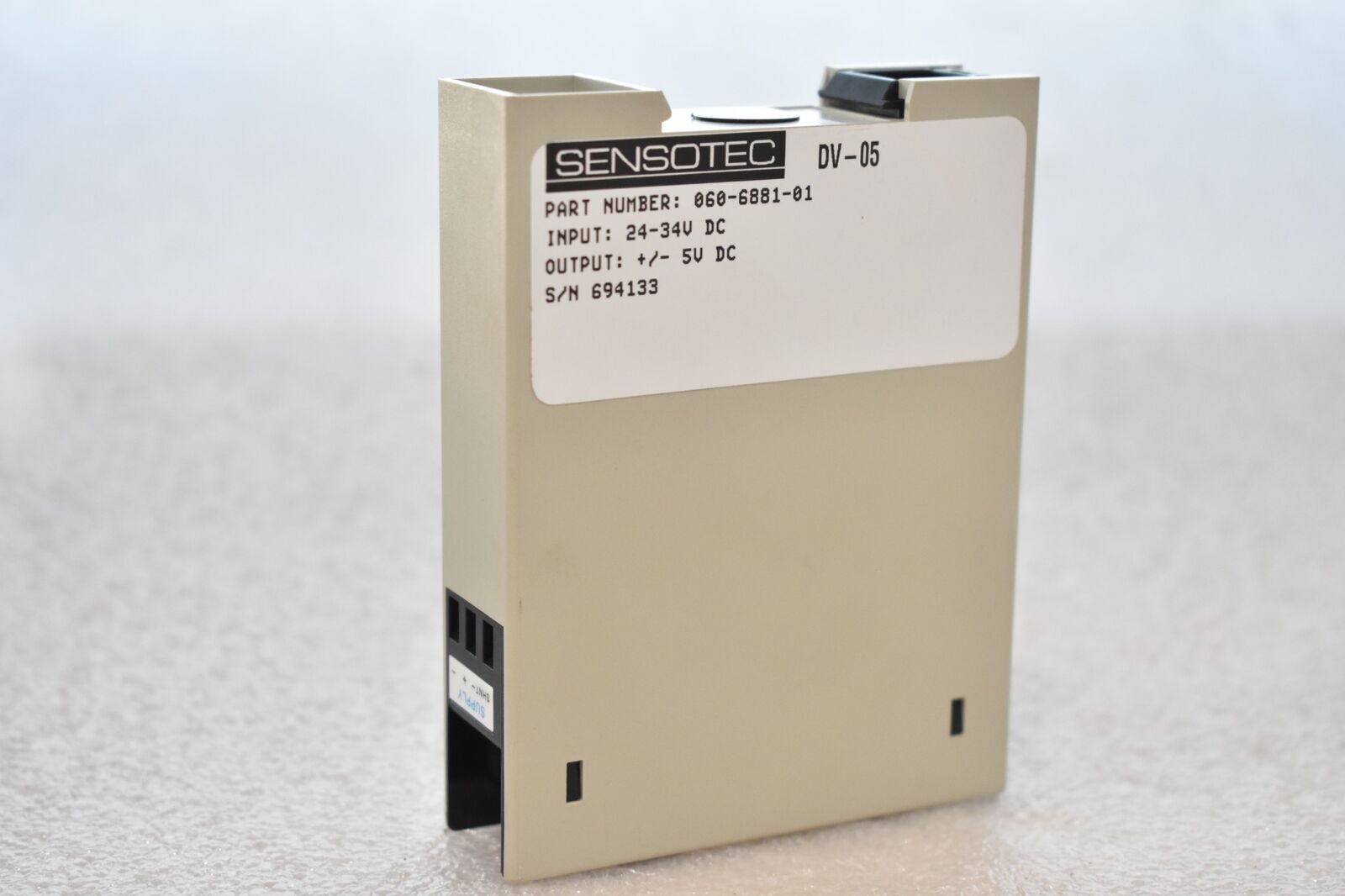 HONEYWELL SENSOTEC 060-6881-01 STRAIN GAUGE IN LINE AMPLIFIER