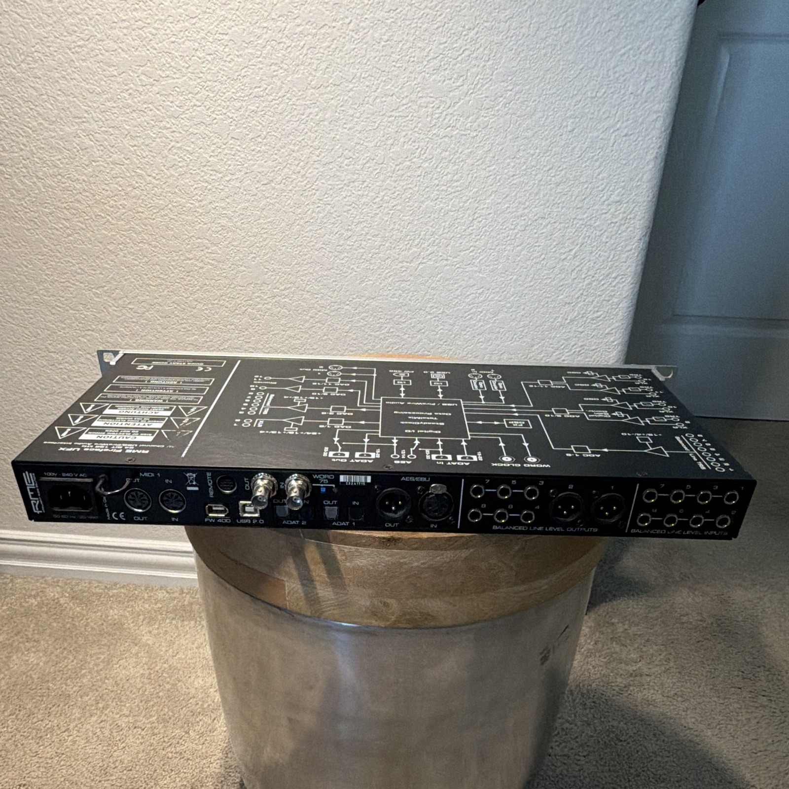 RME Fireface UFX 1U Rackmount USB Audio Interface Phantom Power ADAT MIDI AES