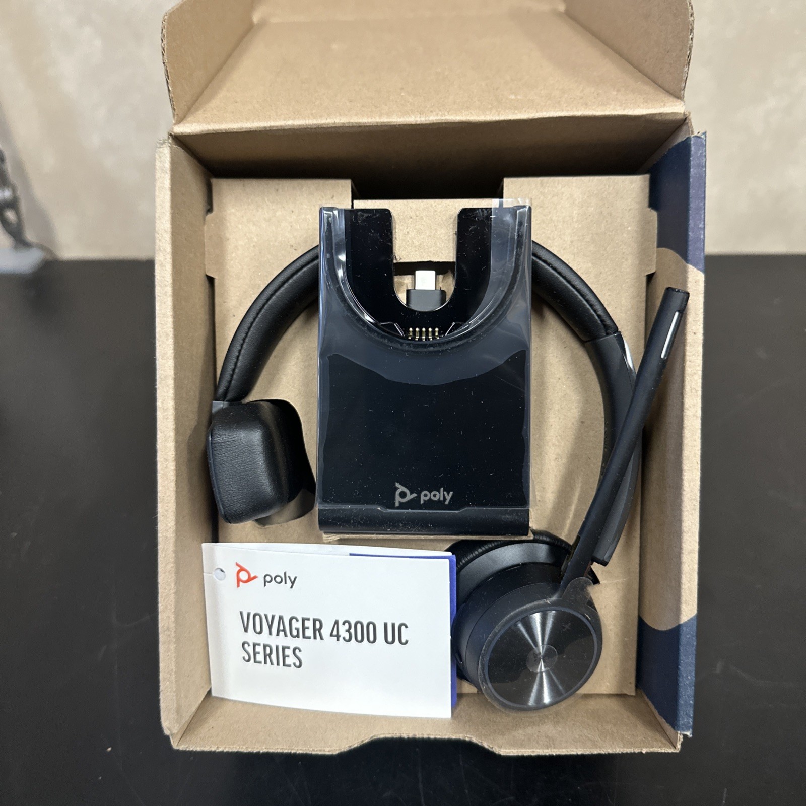 Poly Voyager 4310 Microsoft Teams Certified USB-C Headset w/Charge Stand