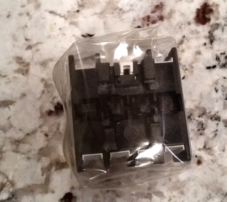 KLOCKNER MOELLER 04 DIL AUXILIARY CONTACT BLOCK