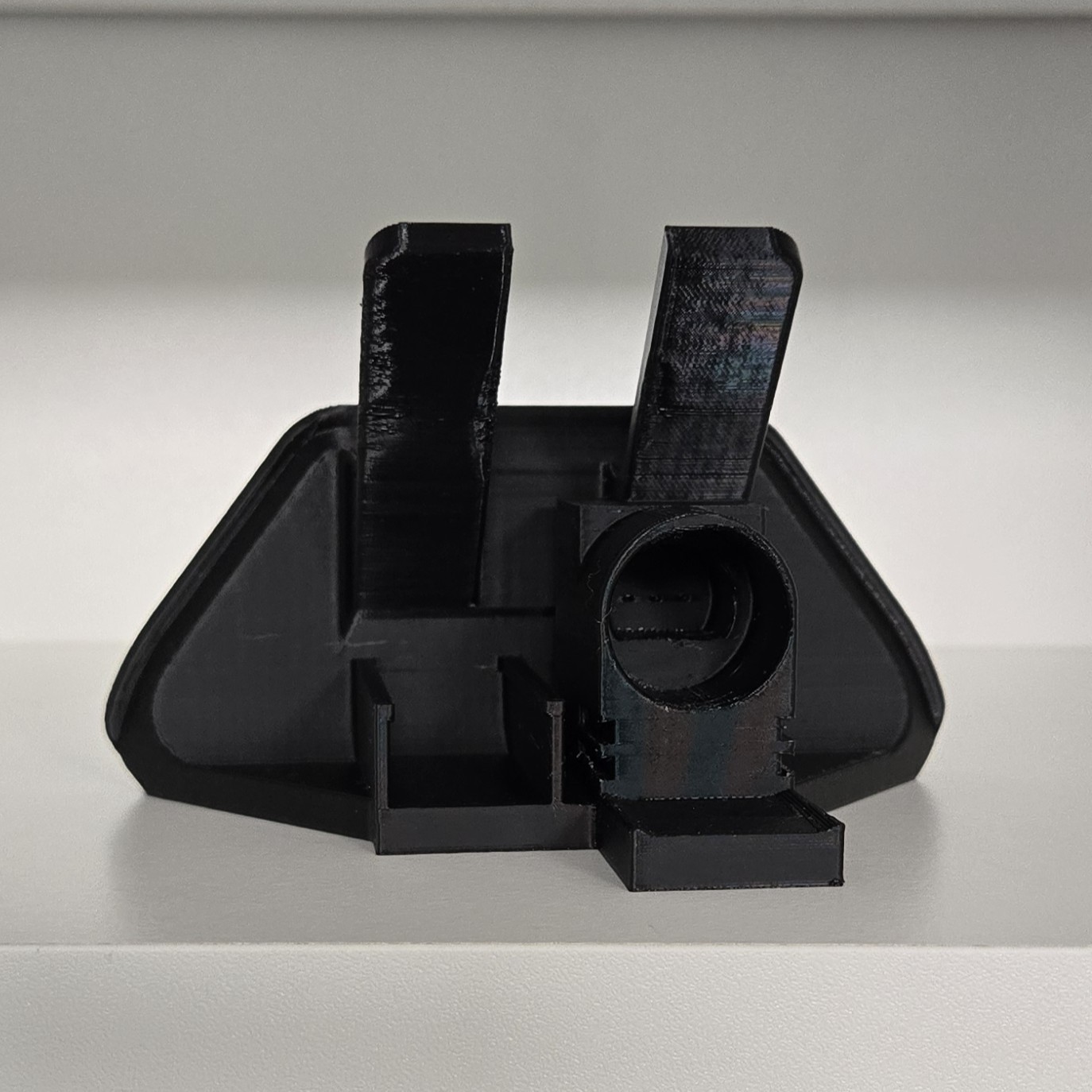 Retro Fighters Brawler64 Nintendo 64 Controller Stand - 3d printed