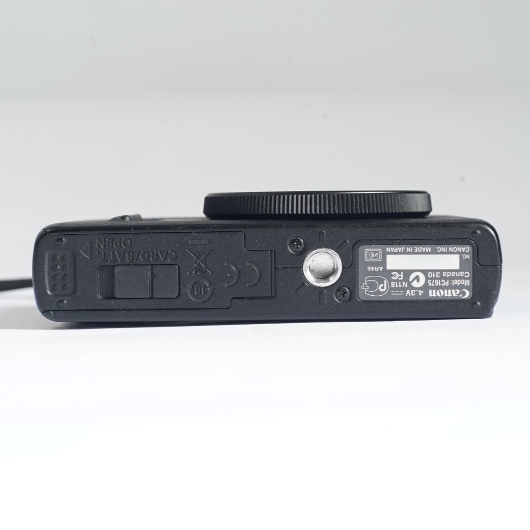Canon PowerShot S100 Digital Camera Black 12.1 Megapixels 5x Optical Zoom Gift