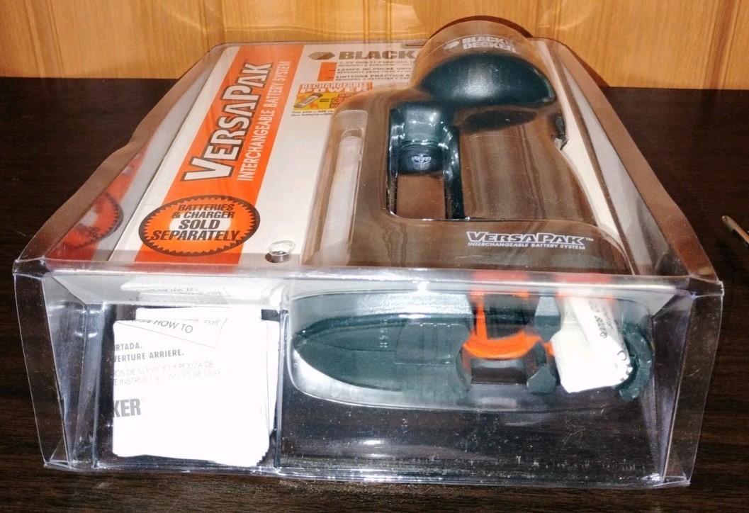 VTG Black & Decker 7.2 Volt Versa Pak Multi Purpose Utility Flashlight VP230T