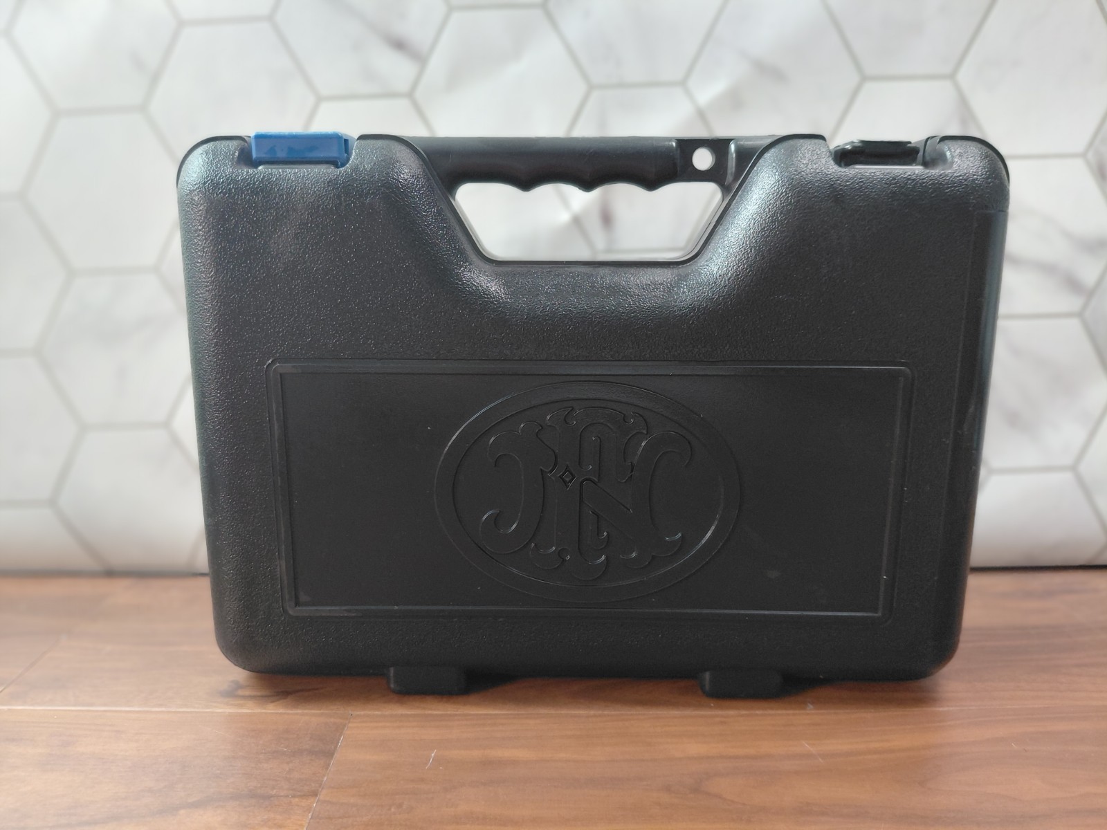FNH FN USA FNS 9 FNS 40 PISTOL CASE/BOX HARD PLASTIC FACTORY CASE MISSING LOCK