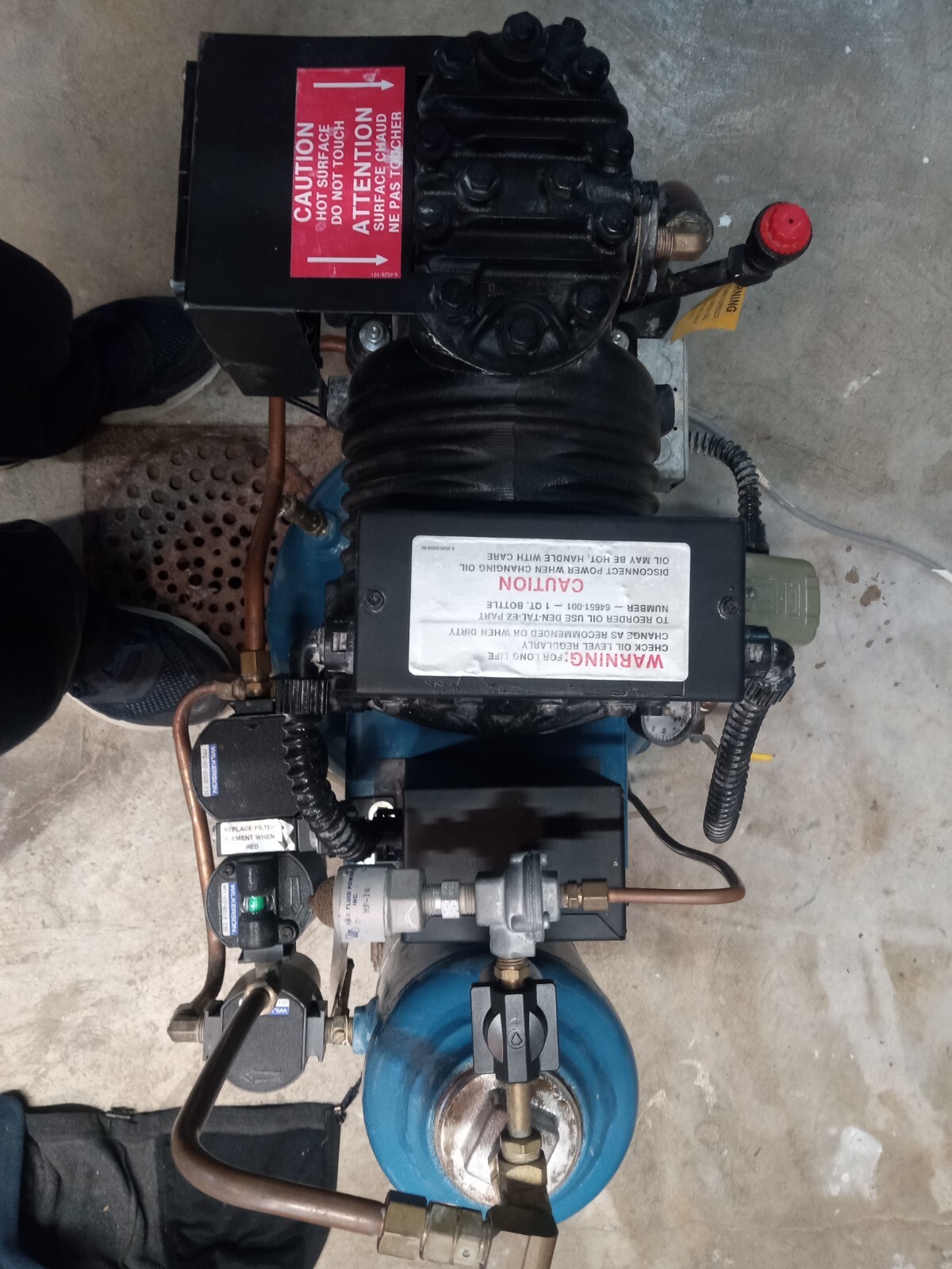 DENTAL AIR COMPRESSOR CA-651 DEN-TAL -USED