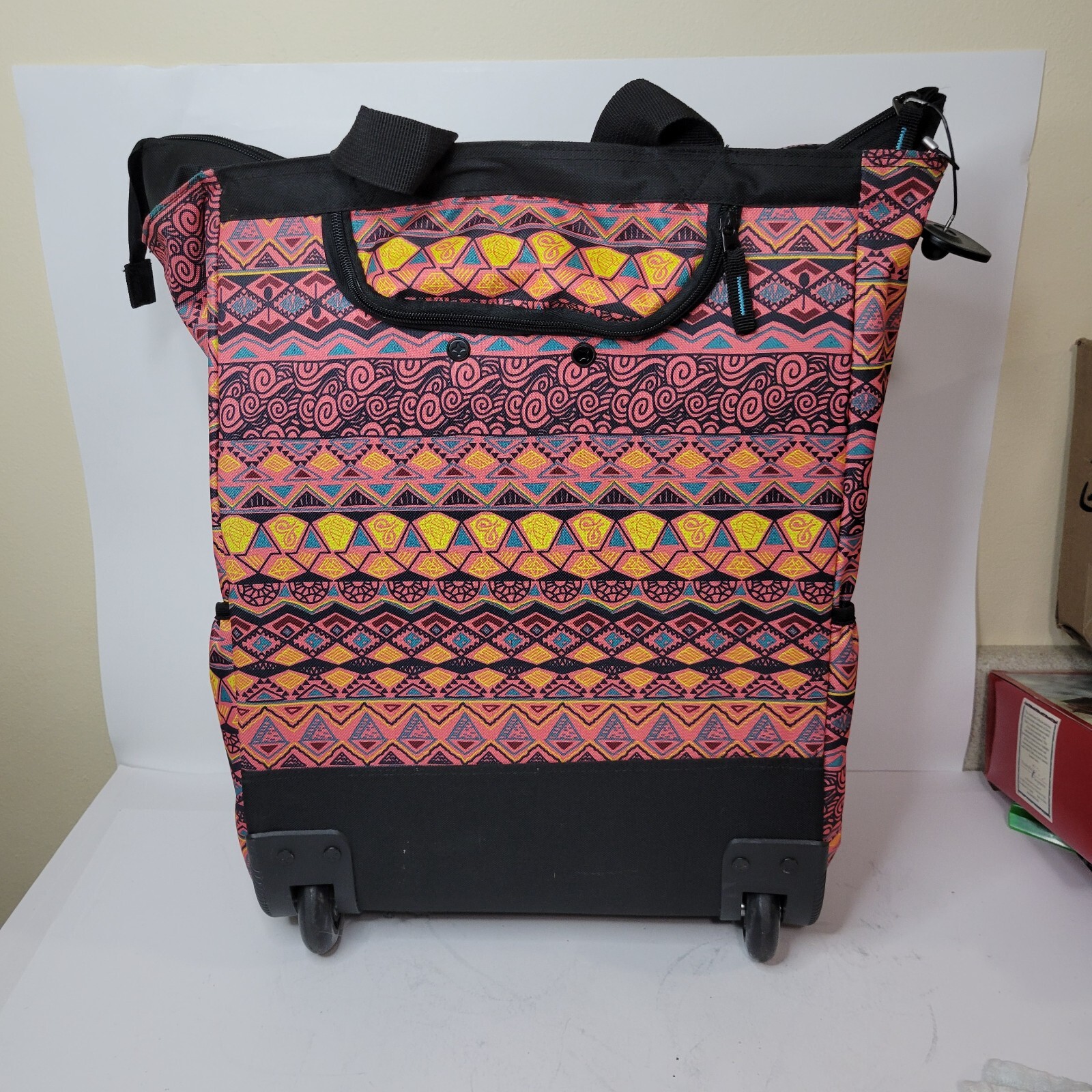 Dadamo Rolling Travel Bag With Aztec Print & Retractable Handle