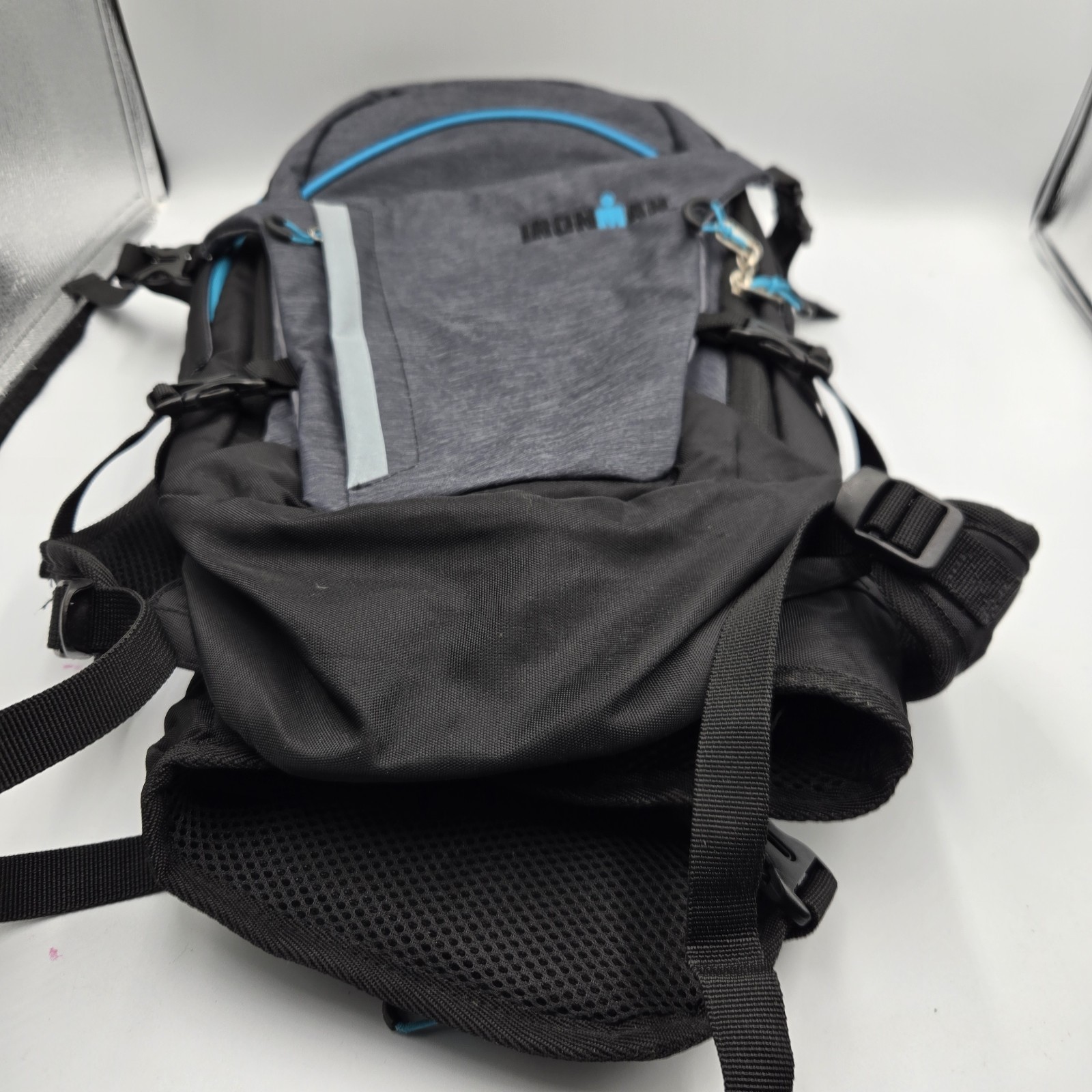 IRONMAN Hydration Hiking Running Backpack Black Blue Includes A 2L pouch