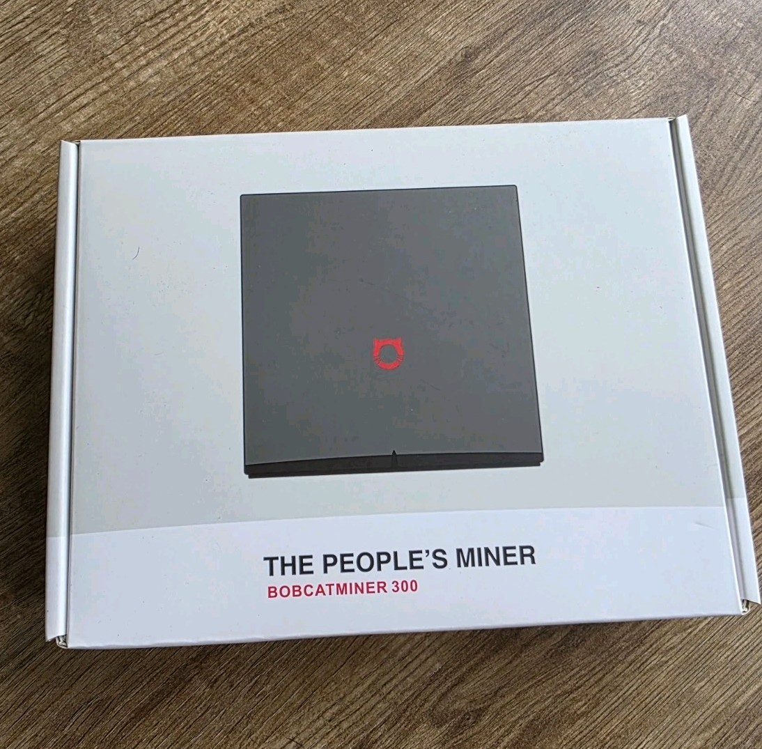 *Brand New - Never Used* Bobcat 300 Miner Helium Hotspot Miner EU/UK  EU868