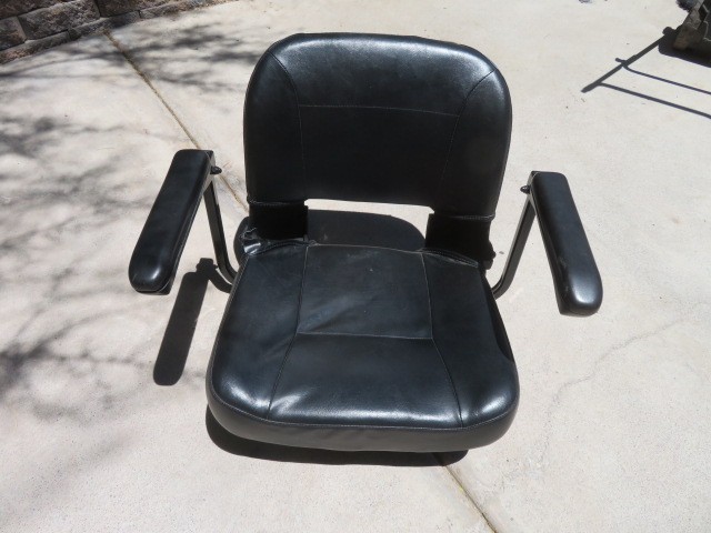 18" Wide Seat Assembly for Go-Go and Pride Mobility Scooters #6056