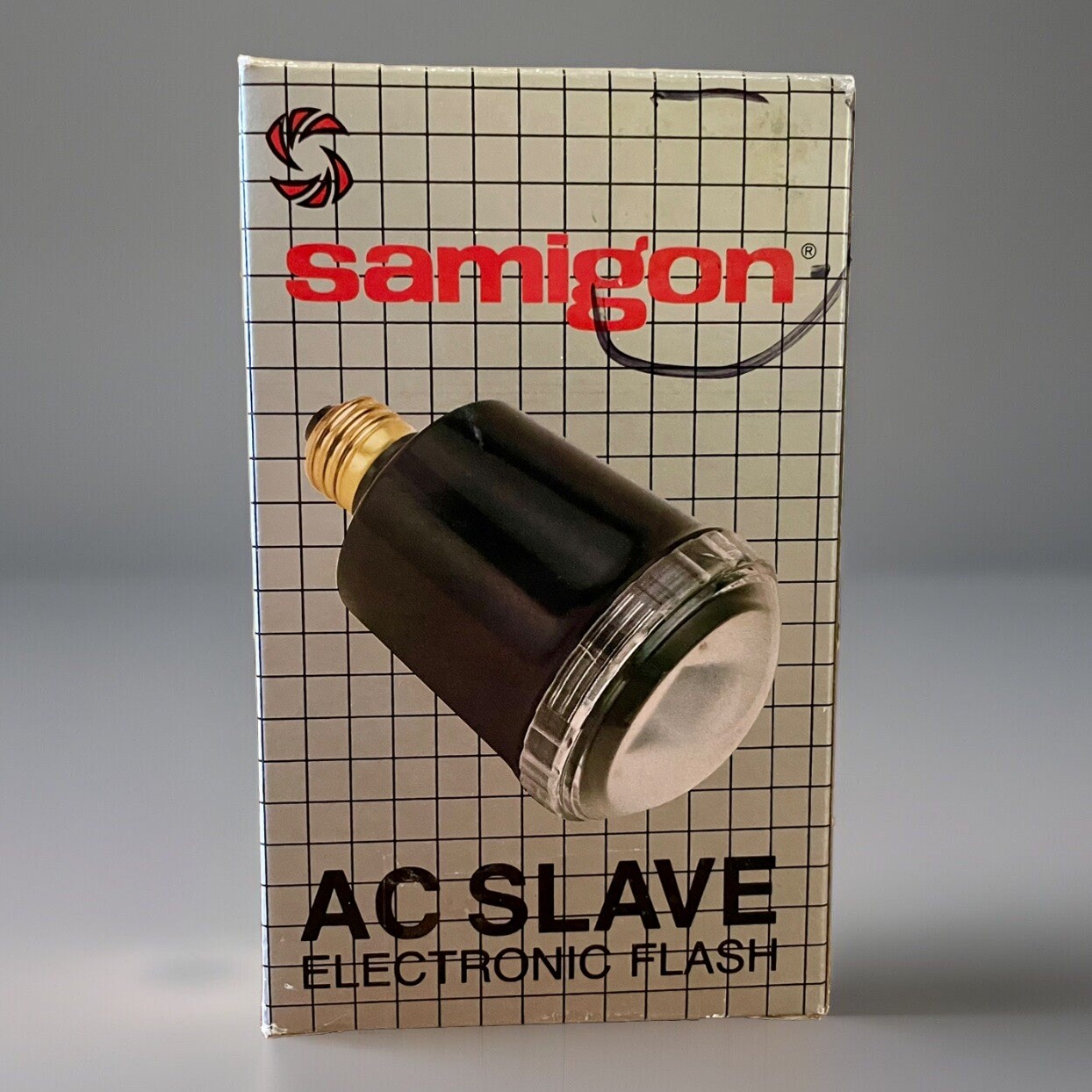 Samington AC MASTER Electronic Flash Fits Into Standard Socket NEW Old