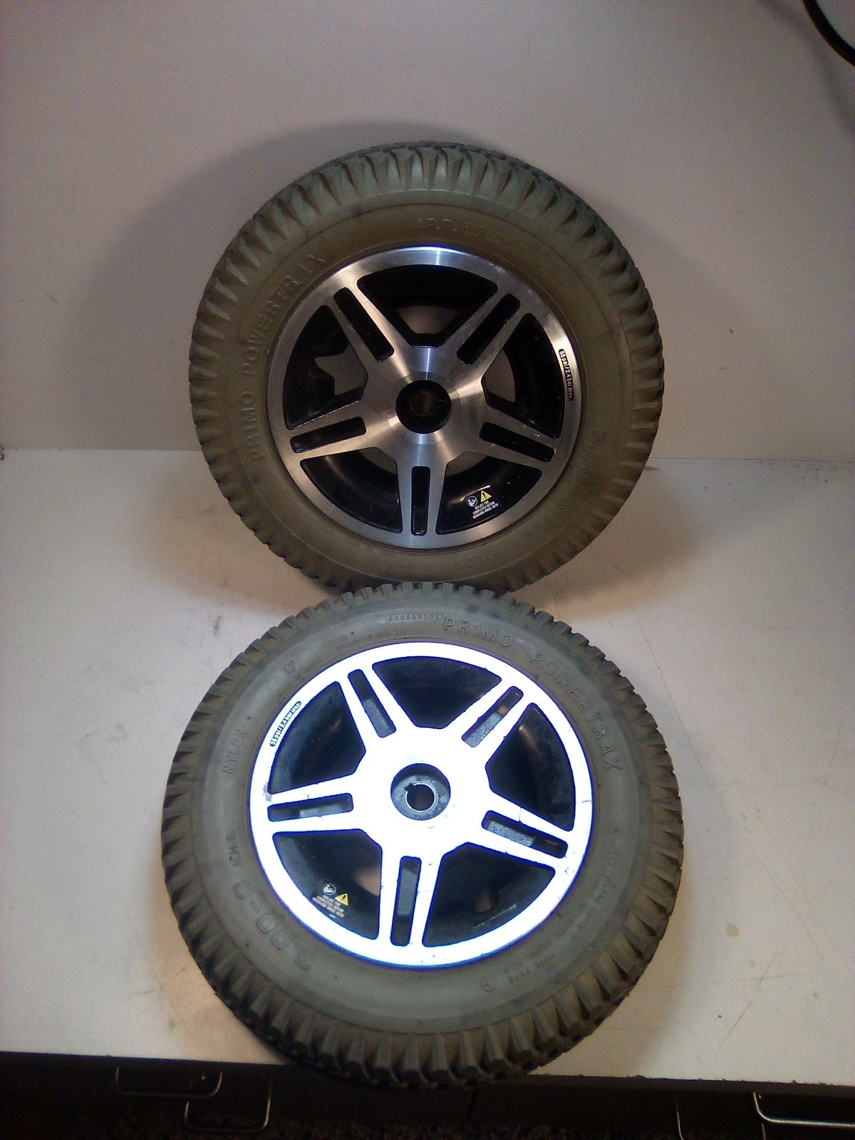Pride Jazzy 600 Powerchair Drive Wheels With Hubs 3.00-8 Set of 2 SW1