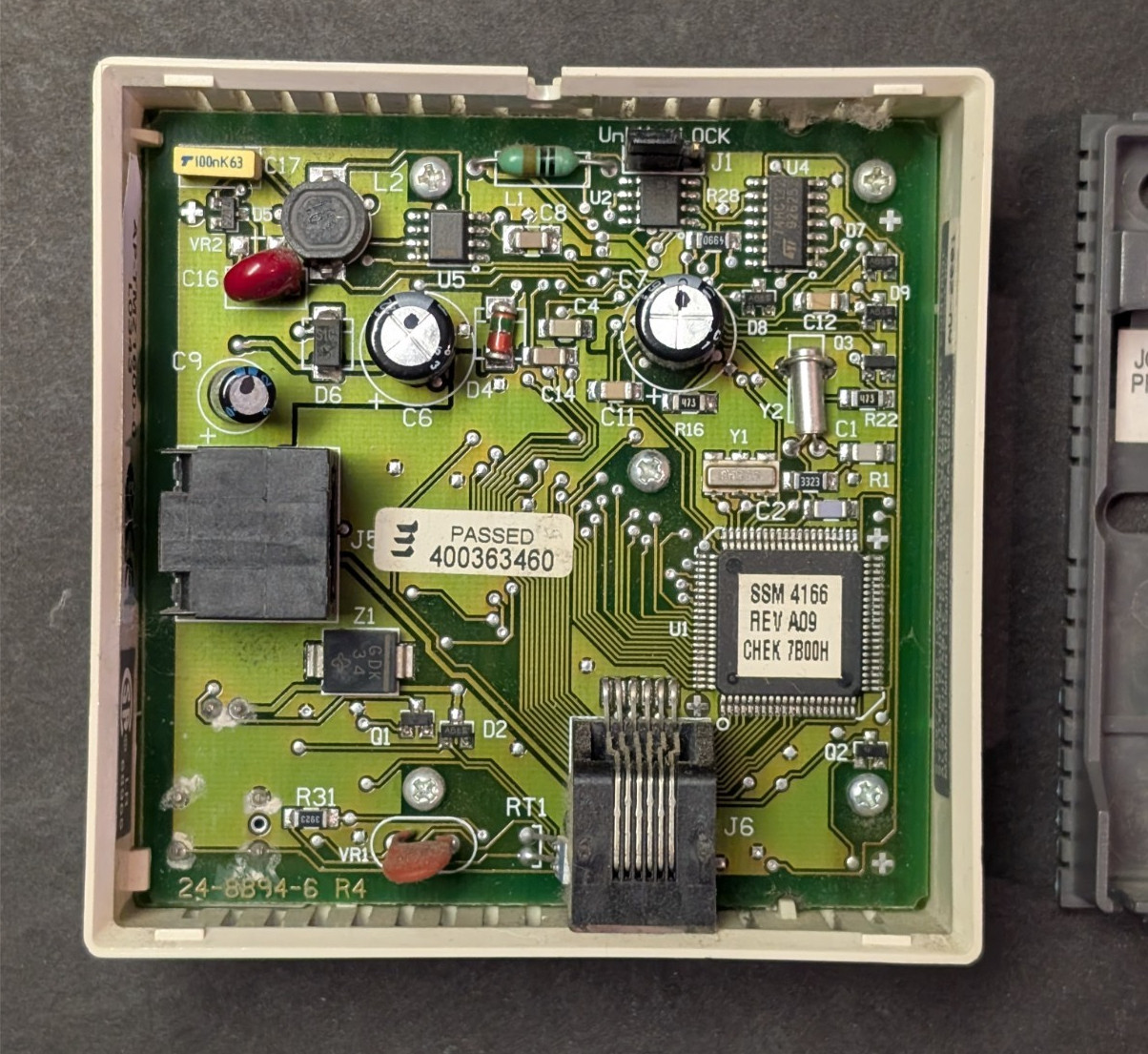 Johnson Controls Net Zone Sensor AP-TMZ1600 LCD Room Display Temperature Sensor
