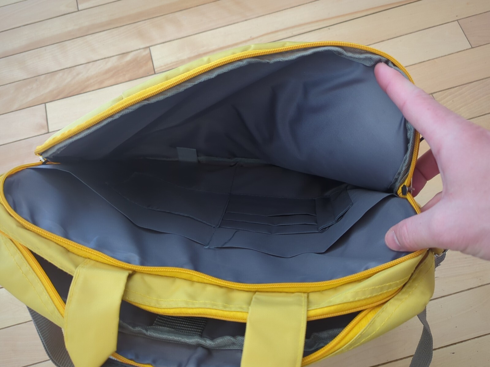 AstraZeneca Interventional Academy Laptop Bag