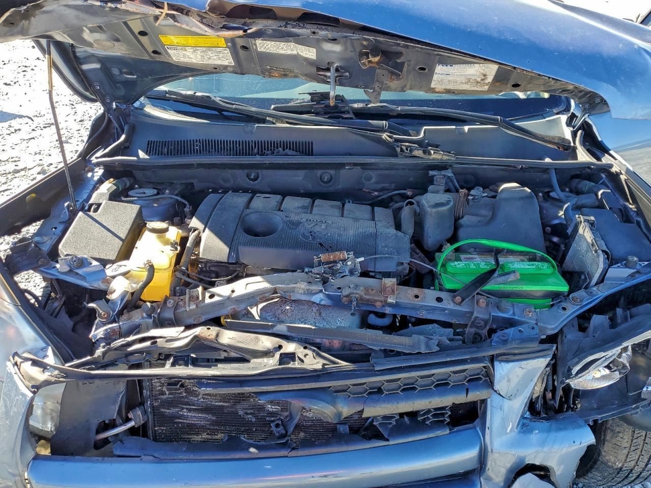 RAV 4 2011 Glove Box 5026039