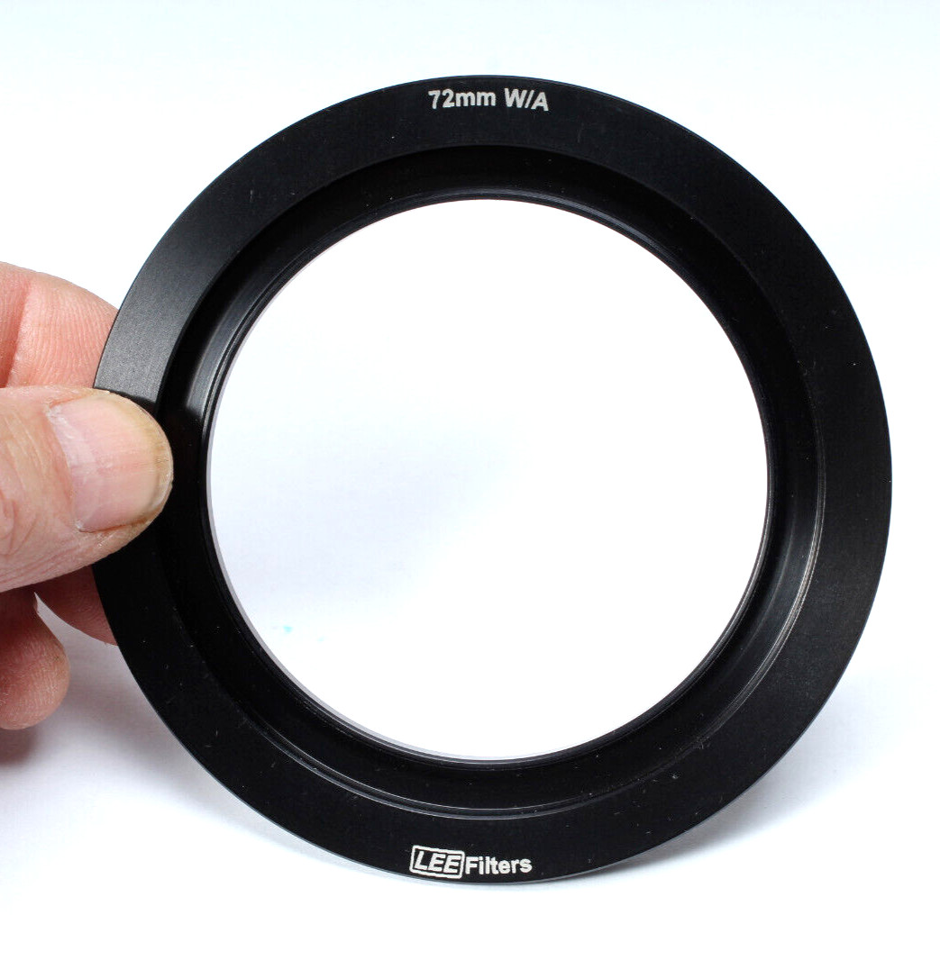 LEE FILTERS 72MM W/A WIDE ANGLE LENS MOUNT FOR 100MM FILTER HOLDER