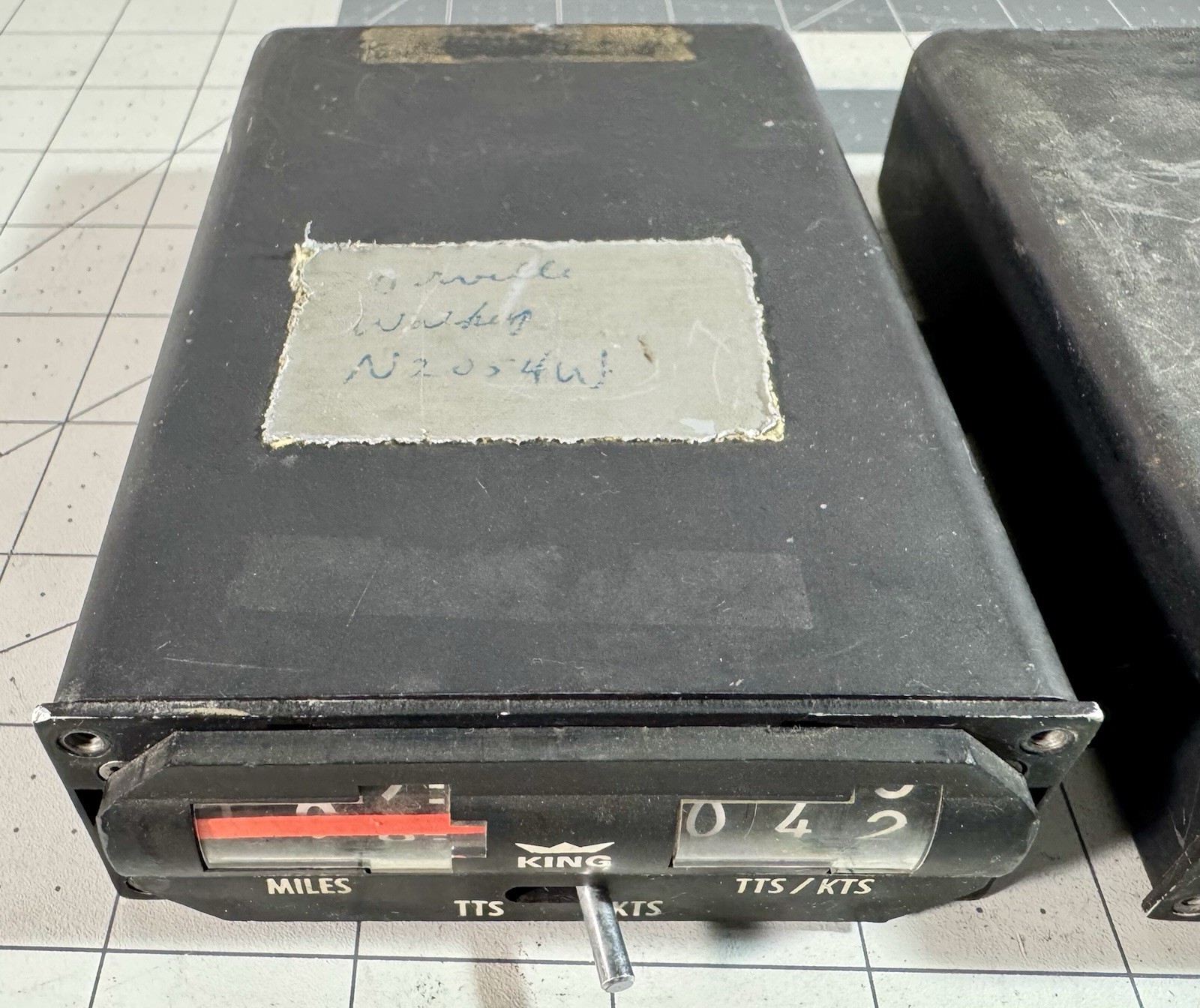 2 x King Aircraft DME Indicator Units - KI265 - LOW START BID!
